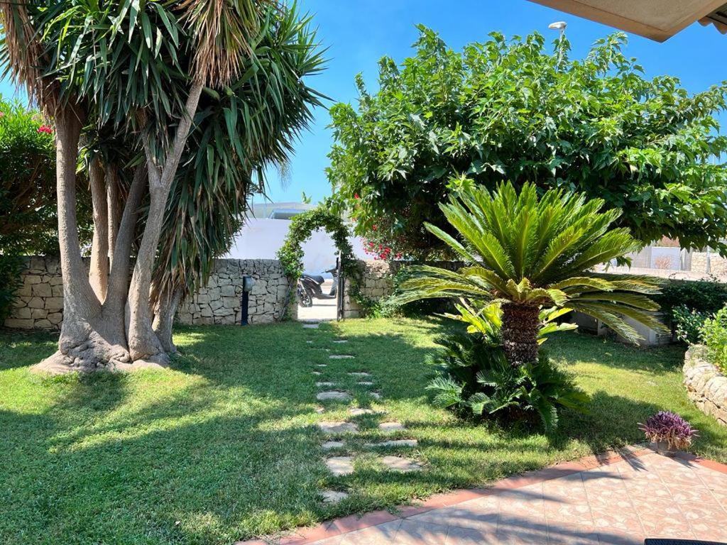 Casa Migliorisi A Marina Di Ragusa Per Vacanze Exterior photo